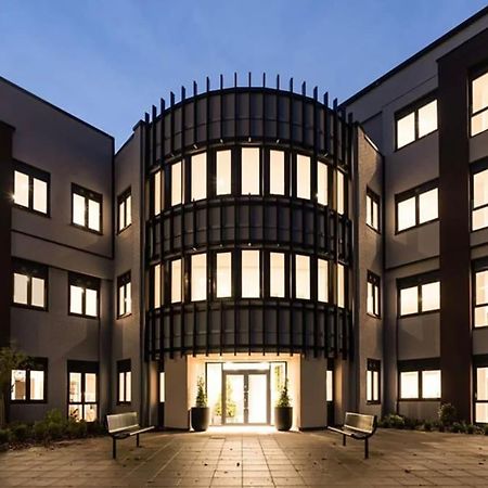 New One Bedroom Luxury Apartment In Solihull Eksteriør bilde